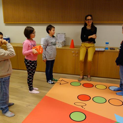 Kinder und Frau