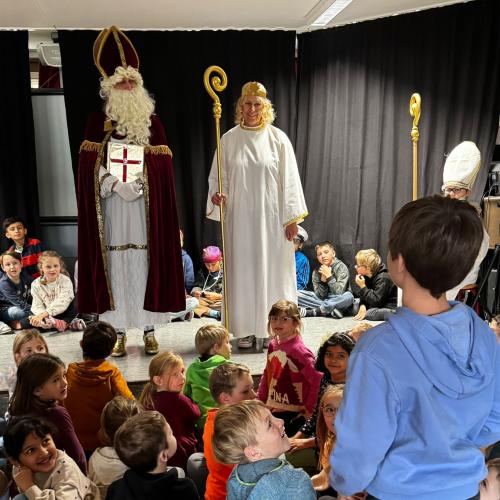 Nikolaus und Engel
