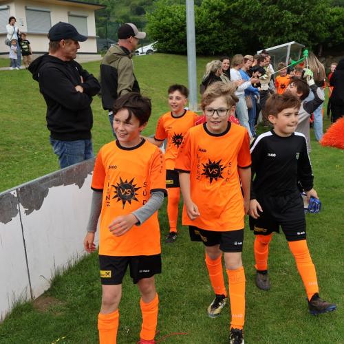 Kinder beim Fußball