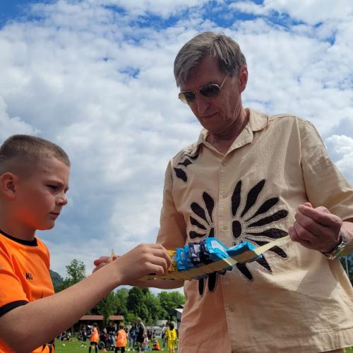 Kinder beim Fußball