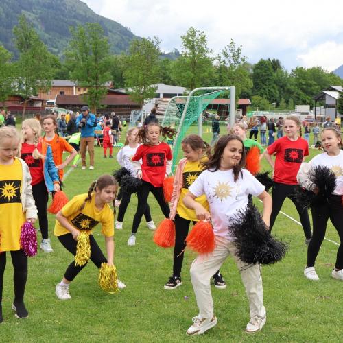 Cheerleader