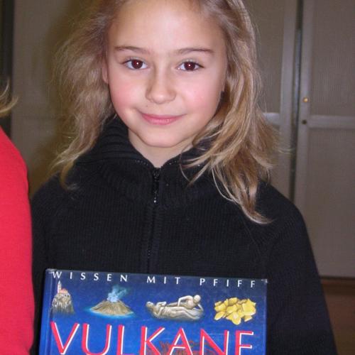 Mädchen mit Buch