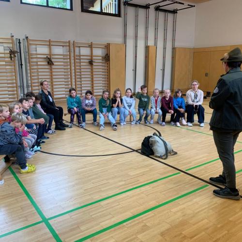 Projekt "Jägerin in der Schule"