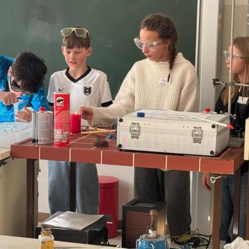 Besuch der MS Egger-Lienz