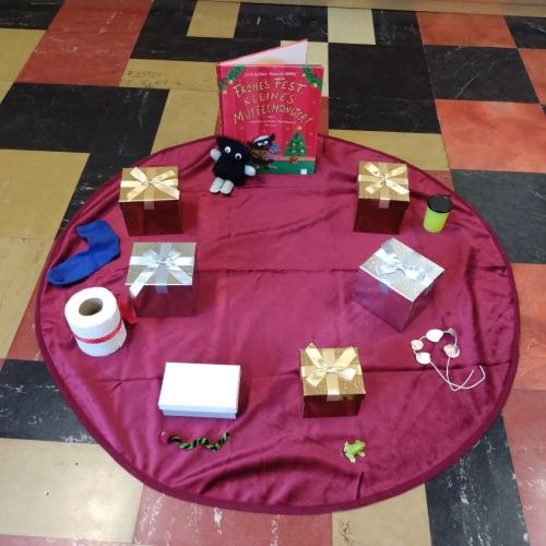 Eröffnung der Bücherei