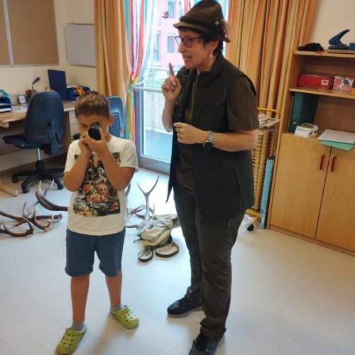 Jägerin in der Schule