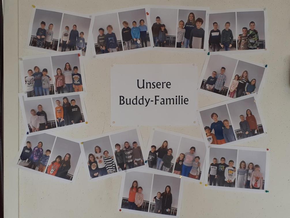 Plakat: Unsere Buddy-Familie